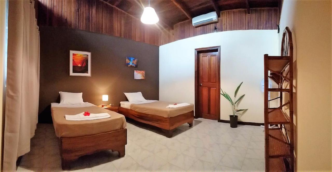 Morpheus Exotica Lodge Puerto Viejo de Talamanca Exterior foto