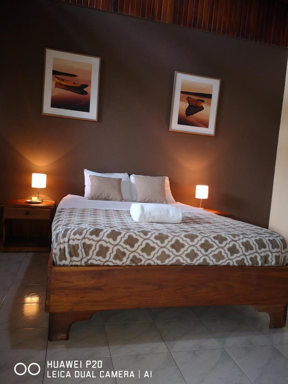 Morpheus Exotica Lodge Puerto Viejo de Talamanca Exterior foto